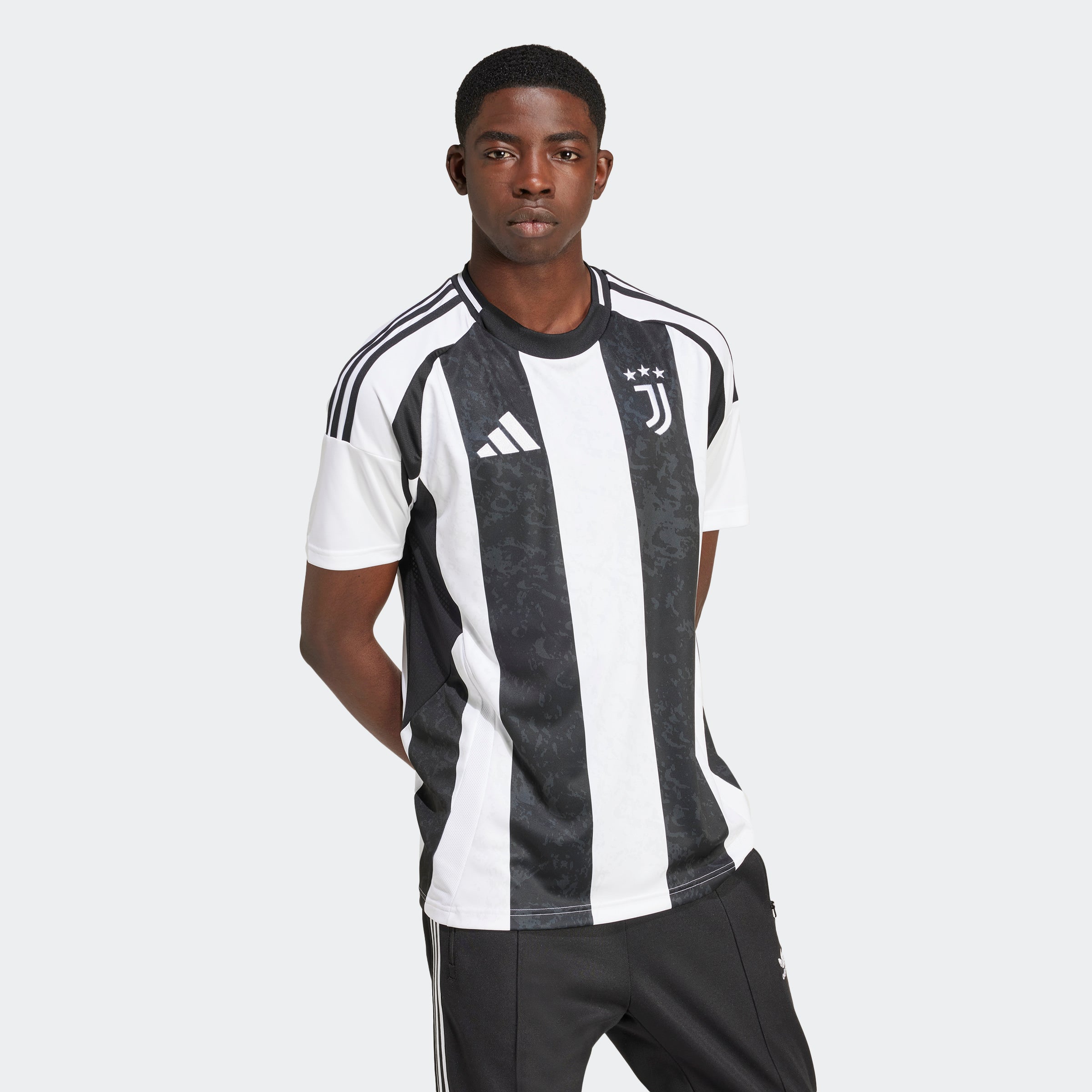 ADIDAS JUVENTUS HOME REPLICA JERSEY 24/25 MENS – Poobie Naidoo's