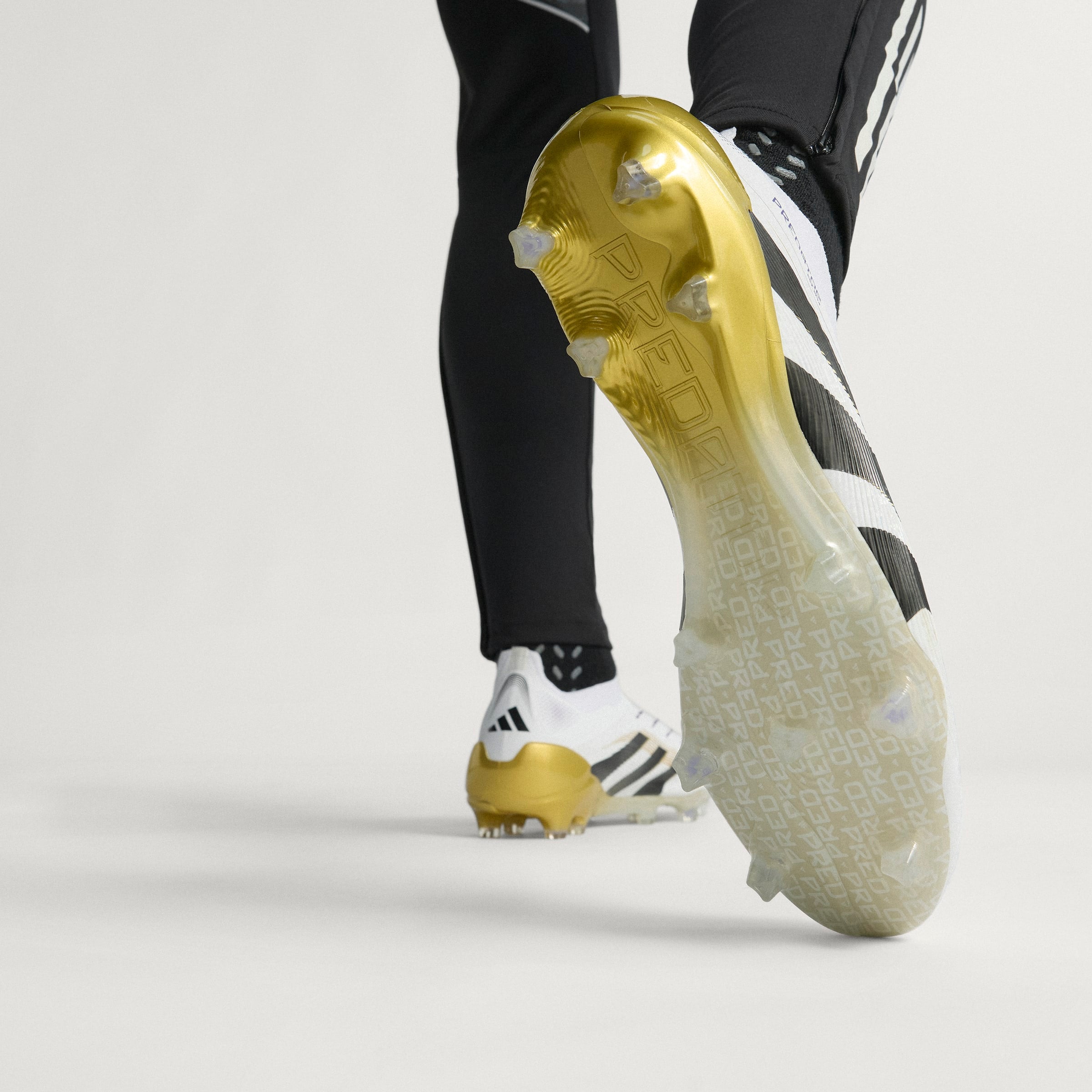 ADIDAS PREDATOR ELITE LACELESS FG MENS – Poobie Naidoo's