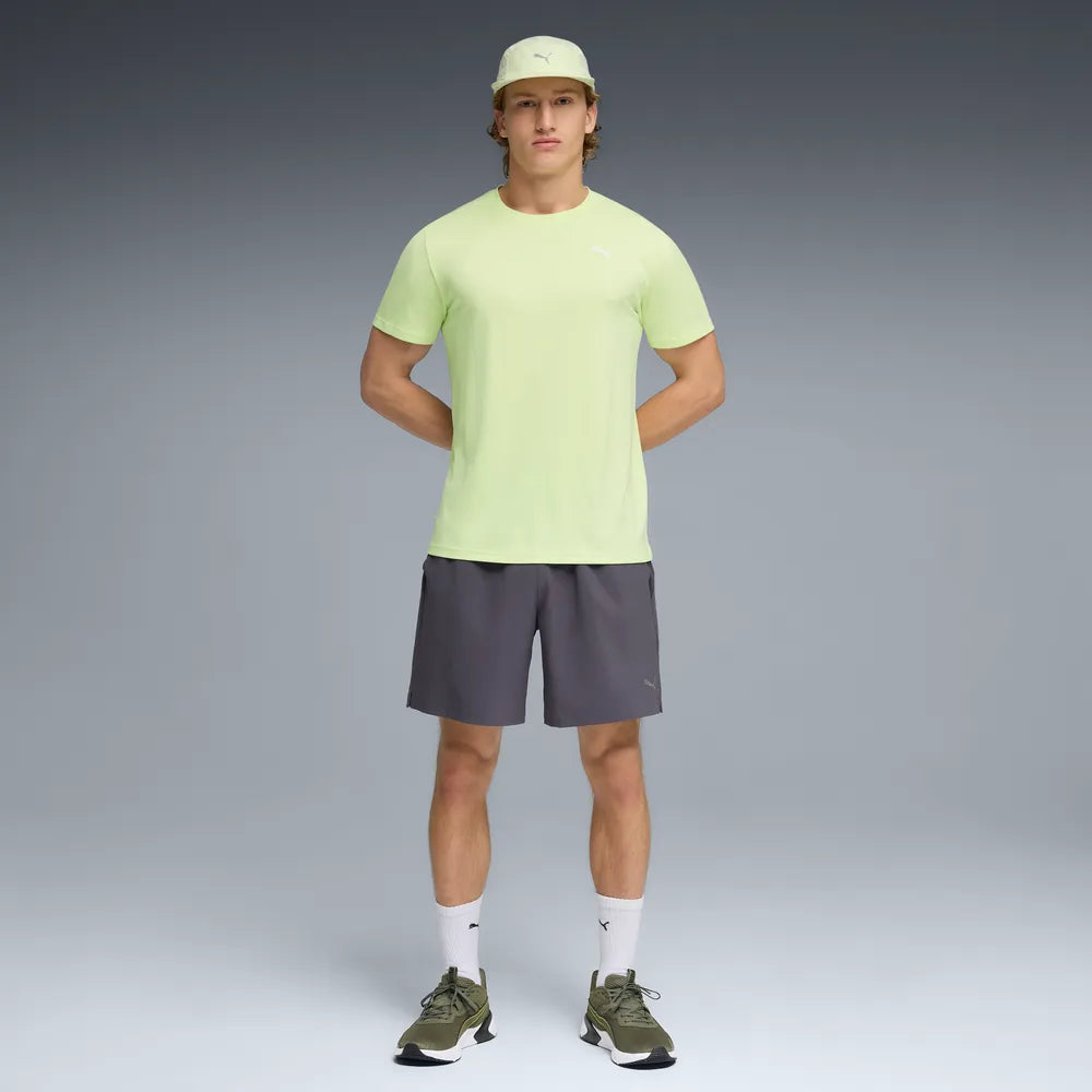 PUMA TRAIN ALL DAY TEXTURE SHORT SLEEVE TEE MENS - Apple Spritz, lifestyle full body front view worn by model